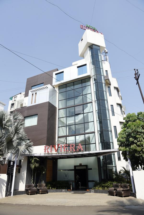 Oyo 10672 Hotel Riviera ナーシク エクステリア 写真