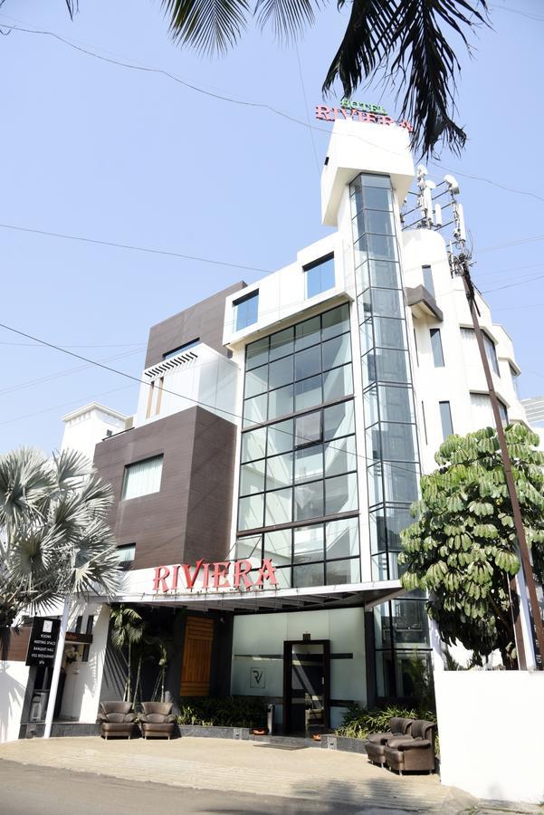 Oyo 10672 Hotel Riviera ナーシク エクステリア 写真